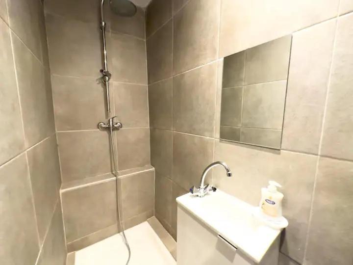 Appartement Cerf1-Centre Ville Meaux-Gare-Disney ภายนอก รูปภาพ
